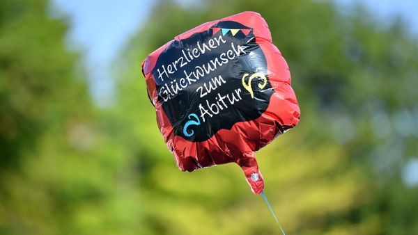 „Außergewöhnlich!“: Das sind die Abiturienten 2025 in Velbert