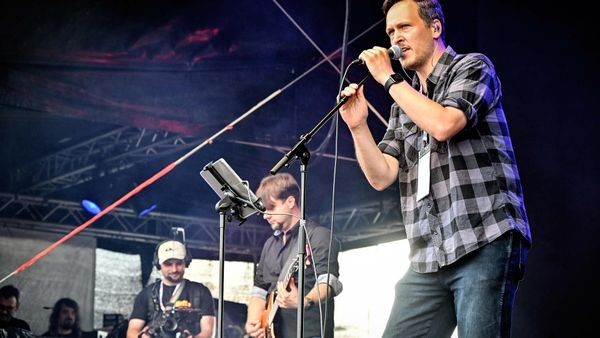 Heldenhaft ins Jubiläumsfest: Velbert feiert seine Musiker