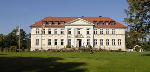 AfD: Mecklenburg-Vorpommern – Abgeordnete von FDP und CDU besuchen AfD-Sommerfest