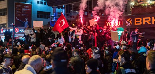Türkei: 15 CHP-Bürgermeister und 200 Parteimitglieder in Istanbul festgenommen