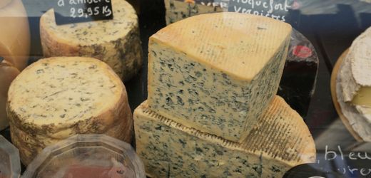 Frankreich: Klimakrise wird für französischen Käse zum Problem