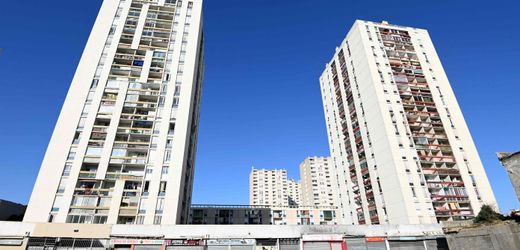 Frankreich: Städte verhängen Ausgangssperren für Minderjährige