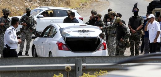 Sulaimanija (Irak): PKK beginnt offenbar mit Waffenverbrennung