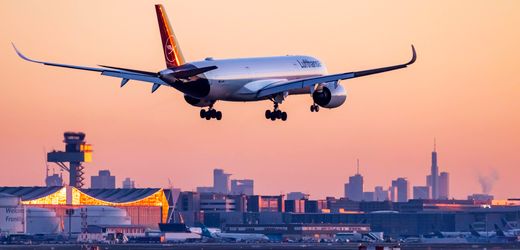 Lufthansa: Airline-Gruppe steigert Gewinn im zweiten Quartal um 27 Prozent