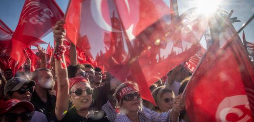 Türkei: Mehr als 120 Festnahmen bei Einsatz gegen Stadtverwaltung in Izmir