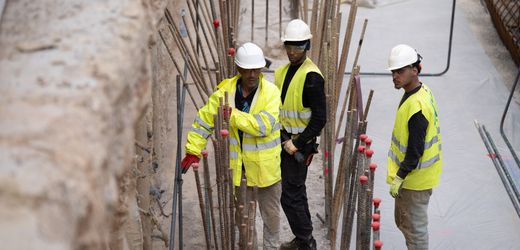 Arbeitsmarkt und Migration: Zuwanderer verdienen über Generationen hinweg weniger