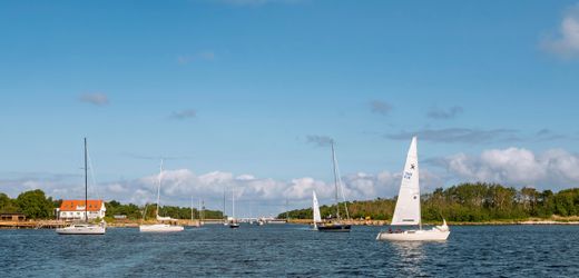 Schweden: Segler vor Gericht – Rettungsversuch oder Mord?