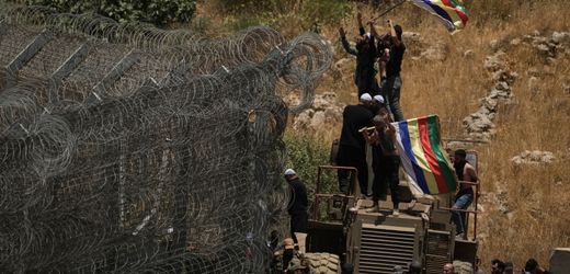 Syrien: Drusen drängen nach Kämpfen an Grenze zu Israel