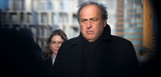 Einbrecher erbeutet Trophäen von Fußball-Europameister Platini