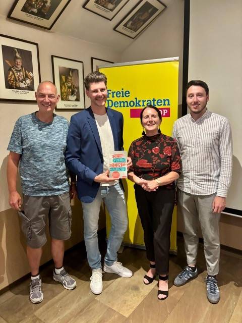 Thema „Dein Geld – Deine Zukunft“: Finanzexperte zu Gast bei der FDP Rheinberg