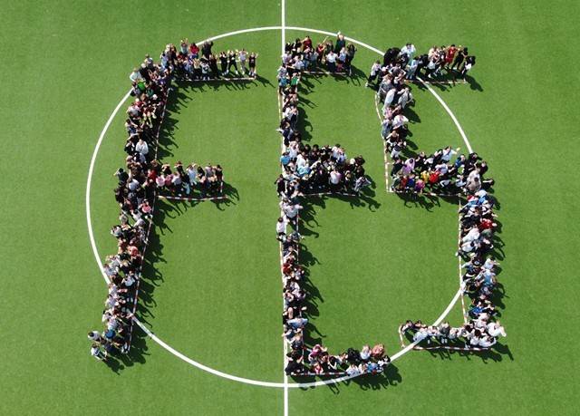 Friedrich-Ebert-Schule Ratingen: Eine Schule beweist Teamgeist