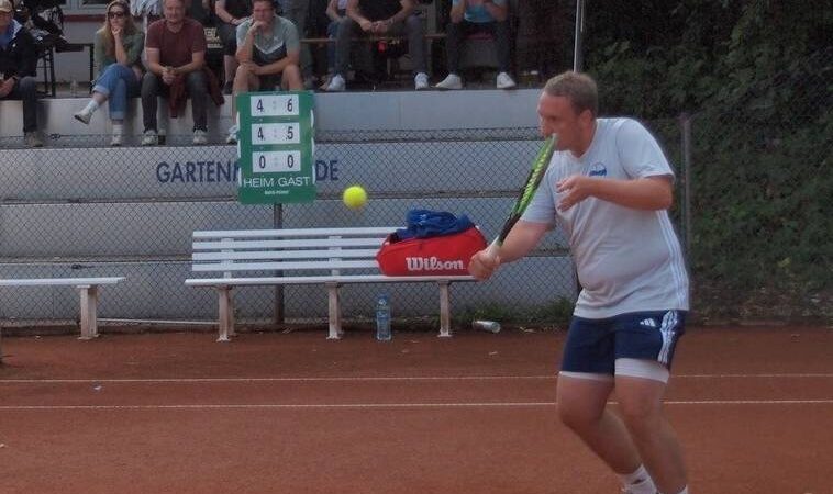 Weniger Teilnehmer beim LK-Turnier: Tennisspieler kritisieren in Xanten Lizenzgebühr