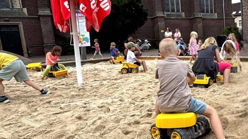 Ferienspaß in Nettetal: Mobile Sandkästen in Lobberich und Kaldenkirchen eröffnet
