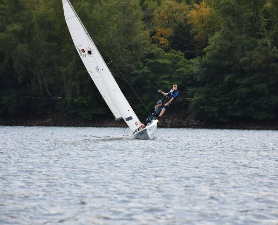 Ferienaktion in Hückeswagen: Segeln lernen beim Feriencamp der SVWu auf der Bever-Talsperre