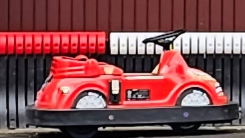 Polizei sucht Zeugen: Kinder-Autoscooter aus Märchenwald in Altenberg gestohlen