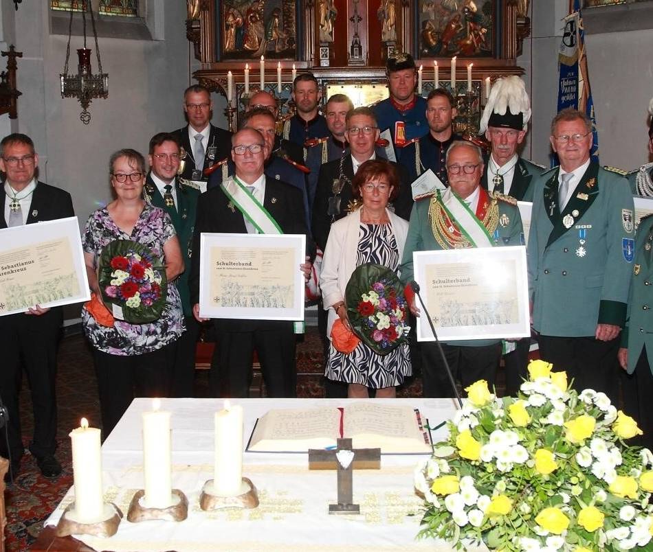 Schützenfest in Schwalmtal: Dilkrather Schützen feiern mit Booster