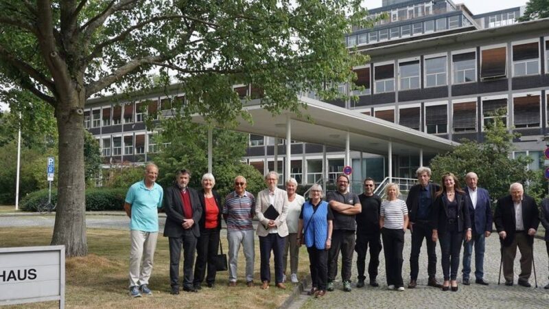 Forderung von drei Krefelder Stadt-Initiativen: „Technisches Rathaus soll ins Stadthaus ziehen“