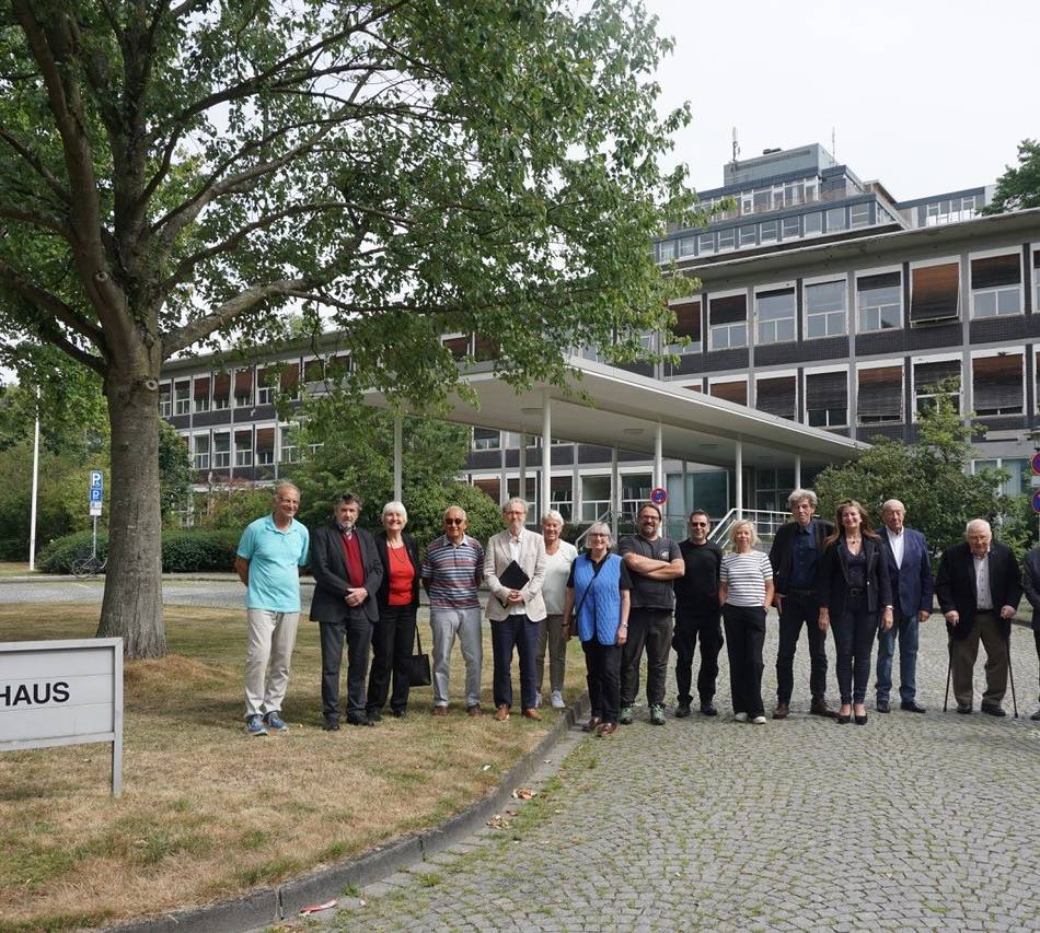 Forderung von drei Krefelder Stadt-Initiativen: „Technisches Rathaus soll ins Stadthaus ziehen“