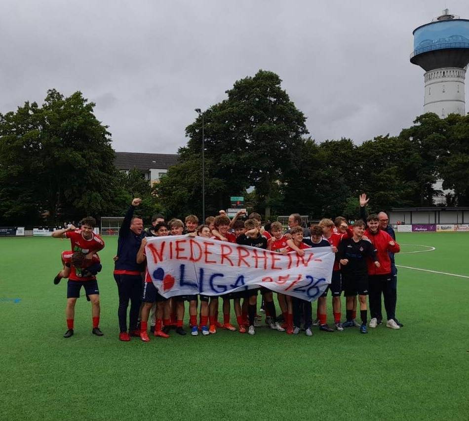 Qualifikation zur Fußball-Niederrheinliga: Aufstiegsdrama inklusive Jubellauf mit Muskelfaserriss