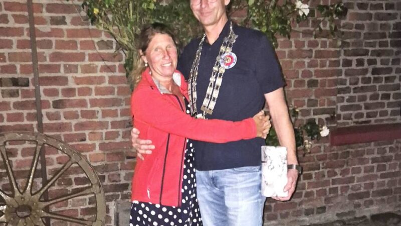 Brauchtum in Meerbusch: Christian Breuers hat beim Artillerie-Corps das Zepter in der Hand