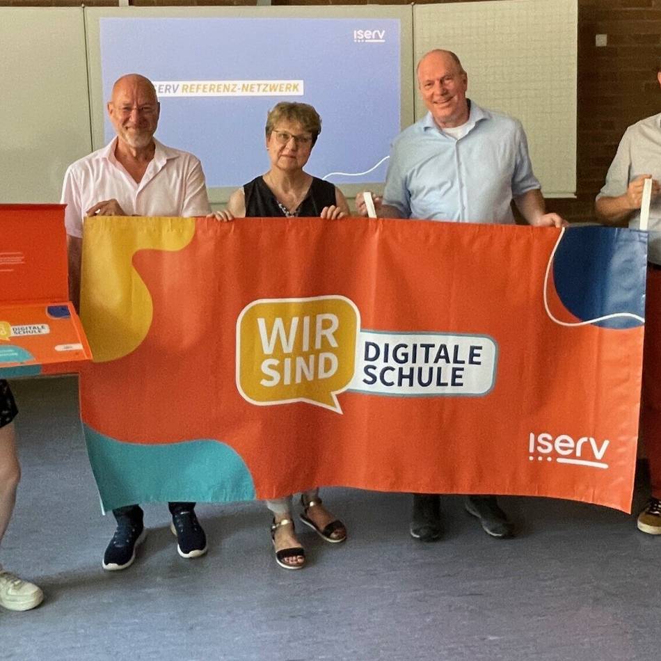 Digitalisierung durch Corona: Gesamtschule Nettetal ist digitale Vorzeigeschule