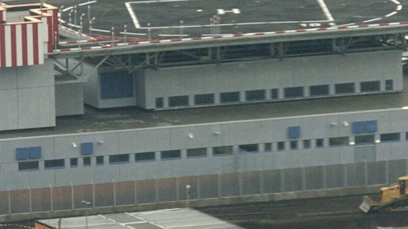 Angriffe auf Rechtsextremisten: Sechs mutmaßliche Linksextremisten in Düsseldorf angeklagt