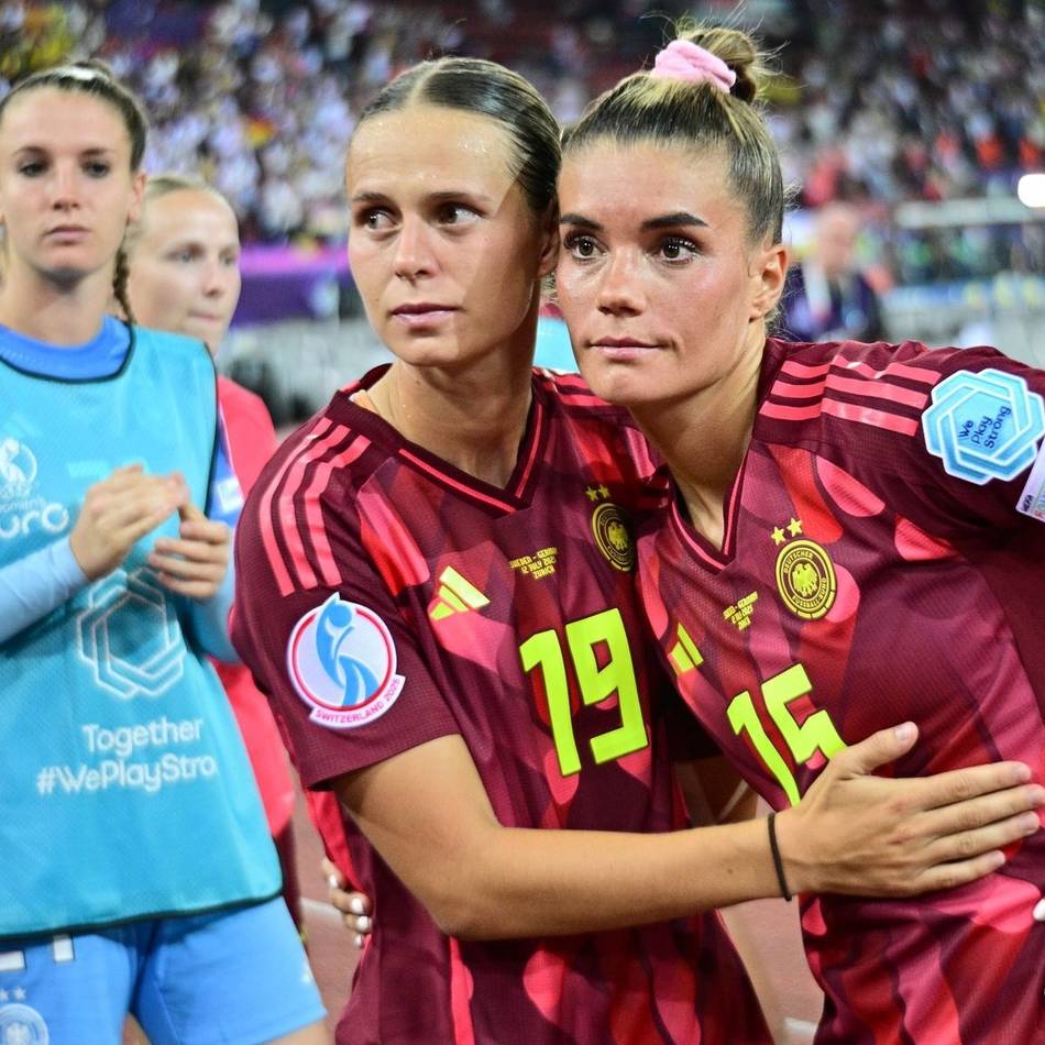 „Unglaublich bitter“: DFB-Frauen hadern nach historischem 1:4 gegen Schweden