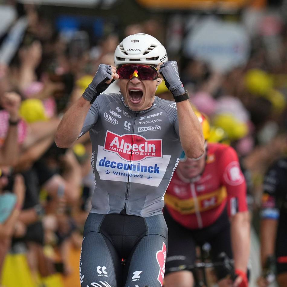 Lipowitz mit Panne: Philipsen gewinnt Auftaktetappe der 112. Tour de France