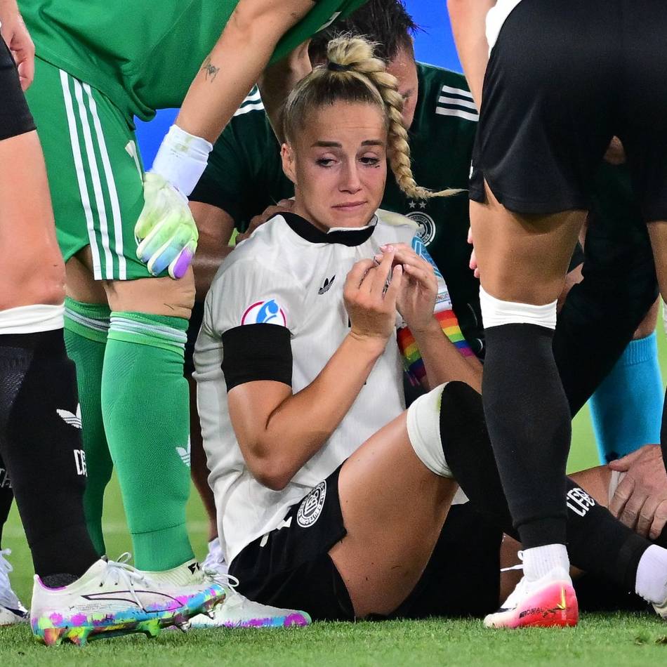„Brutaler Schock bei ihrer Vorgeschichte“: Dritter Kreuzbandriss? DFB-Team bangt mit Kapitänin Gwinn