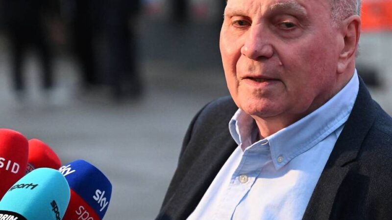„Haben Zeit bis Ende August“: Williams, Woltemade, Leao – Uli Hoeneß spricht über Bayerns Transferziele