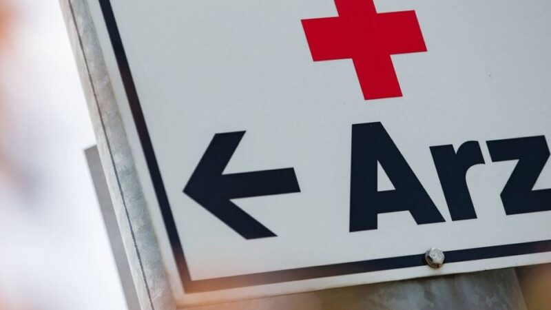 Immer mehr Mediziner fehlen: Kampf gegen Landarztmangel – Kleve soll eine Starterpraxis bekommen