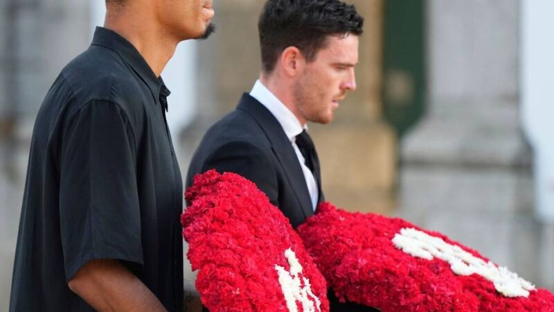 Tödlicher Autounfall des Liverpool-Profis: Fußballstars nehmen Abschied von Diogo Jota und Bruder André