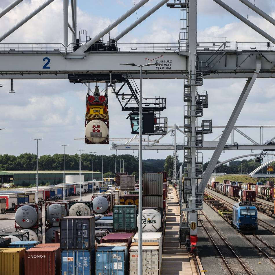 Startschuss am XXL-Terminal in Duisburg: Wie der größte Binnenhafen der Welt klimaneutral betrieben wird