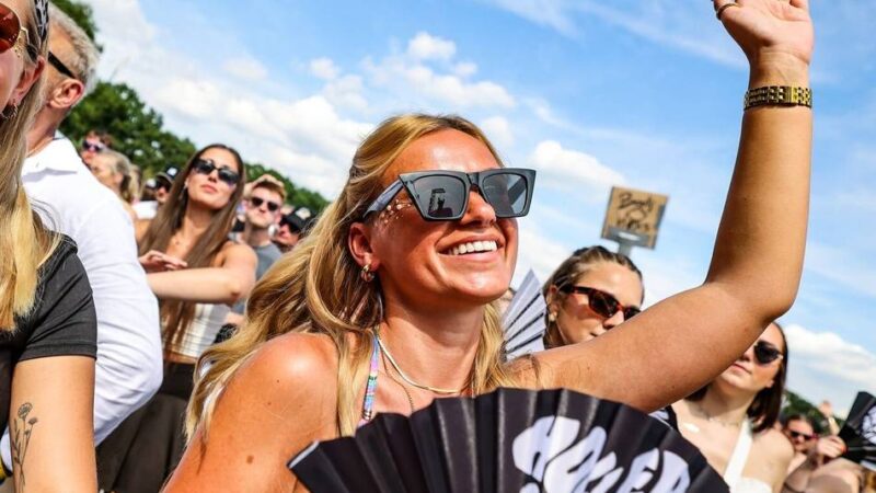 Ikkimel, Vinyl Only Show und mehr: Parookaville 2025 – So war der erste Festivaltag