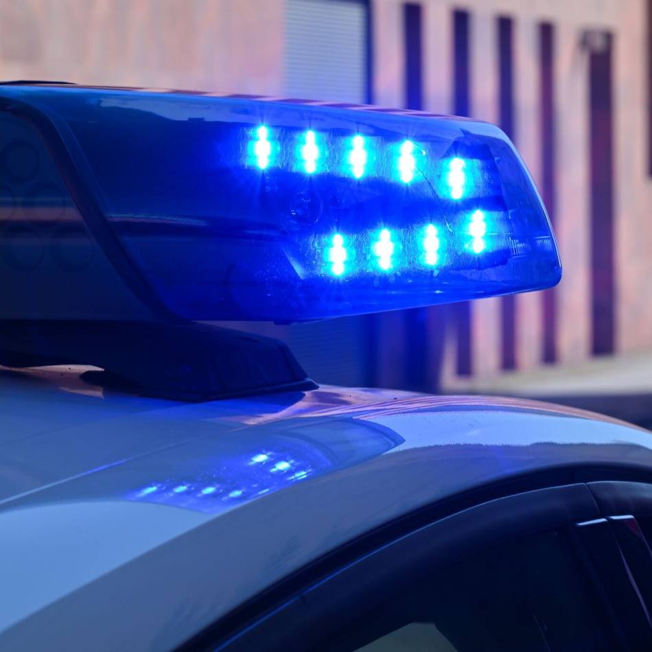 Vorfall in Voerde: 23-Jähriger hantiert mit Schusswaffe vor Jugendzentrum