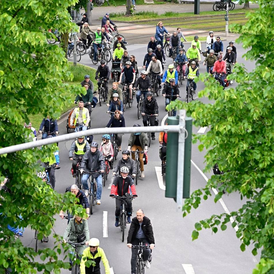 Bilanz des Radwege-Ausbaus in Düsseldorf: Mehr Fahrradfahrer in der Stadt – doch kaum neue Radwege