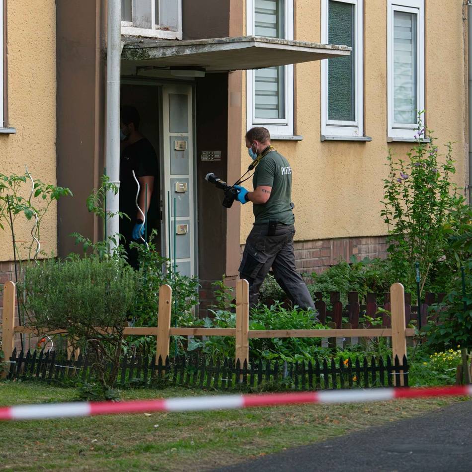 Mutter tot, Stiefvater schwer verletzt: Festnahme in Dormagen – 17-Jähriger in U-Haft