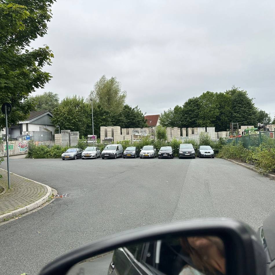 Problem weitet sich aus: Flughafen-Parker auch in Homberg