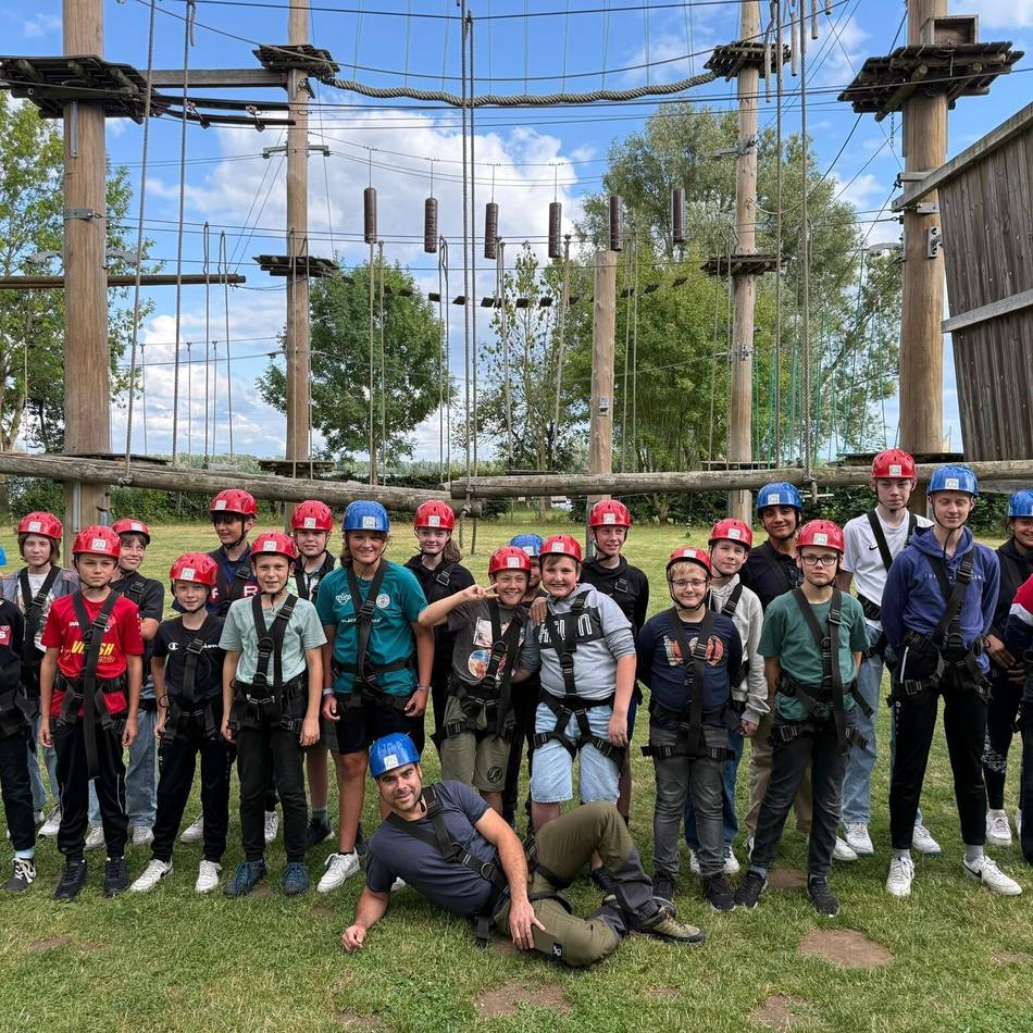 „Gemeinsam Herausforderungen bewältigen“: Teambuilding für Xantens Jugendfeuerwehr im Kletterpark