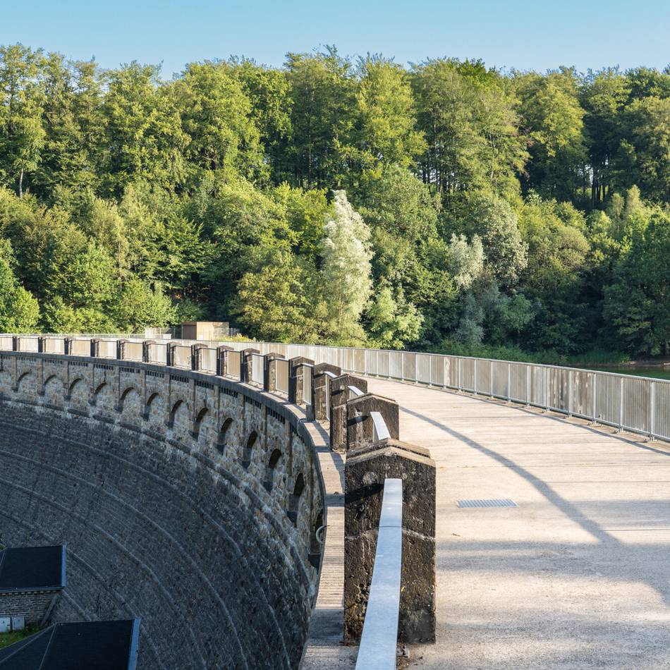 Wupperverband: Führung für Gehörlose an der Lingese-Talsperre