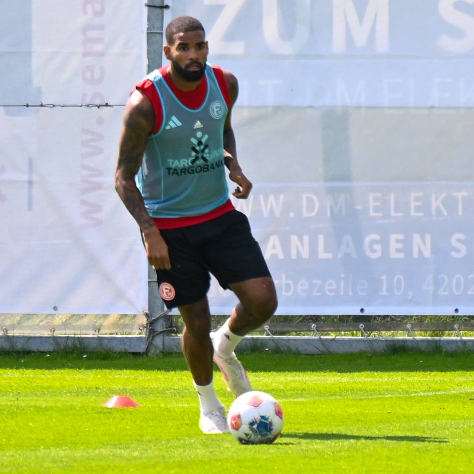 Worum es gehen soll – und worum nicht: Fortuna-Trainer Thioune kündigt Vier-Augen-Gespräch mit Siebert an