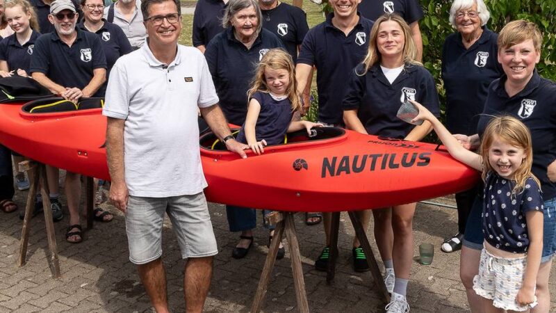 Unterstützung vom Stadtsportverband Rheinberg: Zelt- und Wassersportfreunde taufen Wildwasser-Zweier-Kajak in Eversael