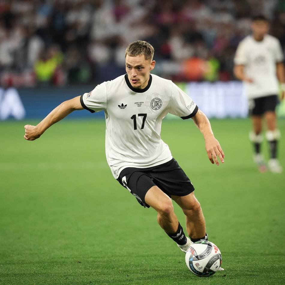 „Das hat Florian entscheidend beeindruckt“: Hoeneß ausgestochen – Wirtz-Vater erklärt Hintergründe zum Rekordtransfer