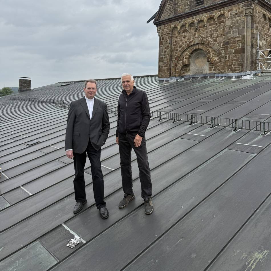Hückeswagener Gemeinde: Stromproduktion auf katholischem Kirchendach
