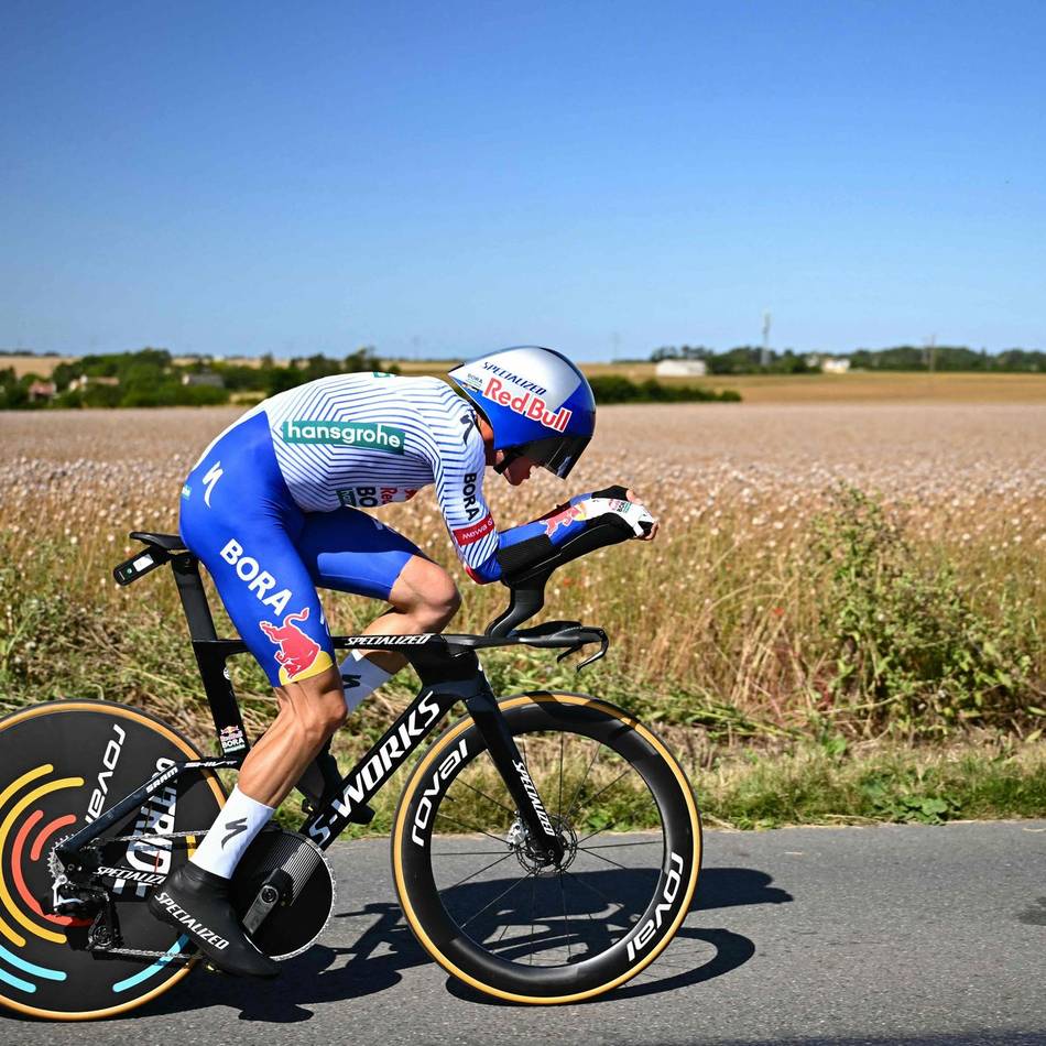 Evenepoel siegt im Zeitfahren: Lipowitz ganz stark – Pogacar übernimmt die Tour-Führung