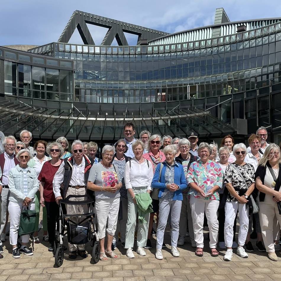 Kulturelle Einblicke und Gemeinschaft: Kulturkreis Wachtendonk besucht den Landtag in Düsseldorf
