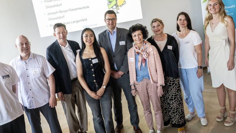 Siegel für berufliche Orientierung: Düsseldorfer Schulen für Berufsvorbereitung ausgezeichnet