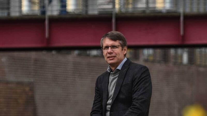 Personalstreit kurz vor der Kommunalwahl: Klever Baudezernent Christian Bomblat droht die Abwahl