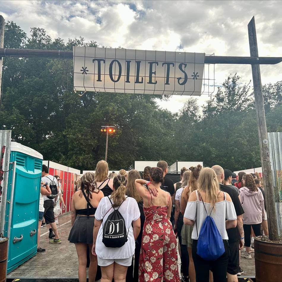 Sanitäranlagen bei Parookaville 2025: „Bis auf Schnee haben wir jedes Szenario erlebt“