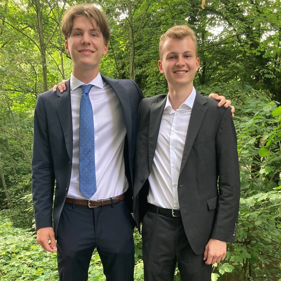 Schüler erreicht 899 von 900 Punkten: Kommt der beste NRW-Abiturient 2025 aus Neuss?